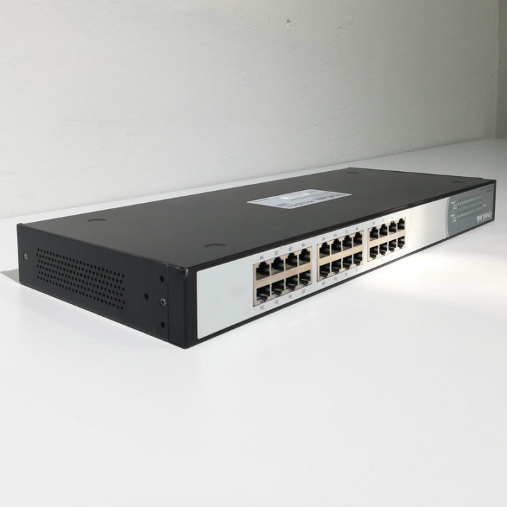 Switch Ovislink Ethernet 10/100 24 Puertos Desktop | InfoChen